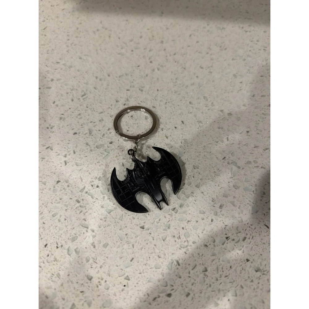Loot Crate September 2016 Batman 1989 Movie‎ Batwing KeyChain